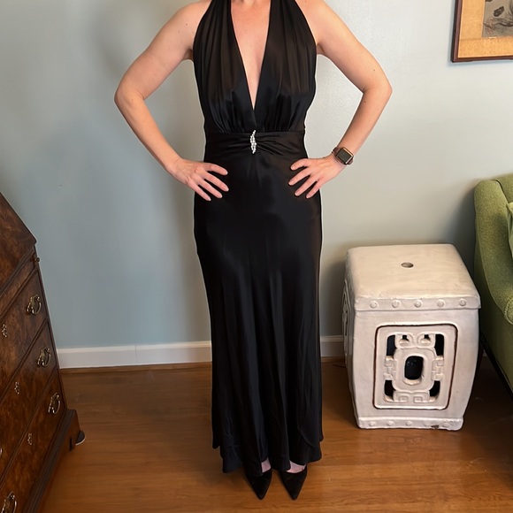 Sexy dress for black tie events 🔥🔥🔥 - Picture 6 of 8